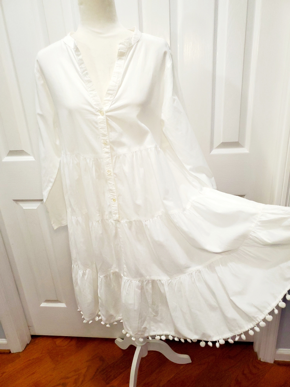Dress Addict Cotton Tiered White Pom Pom Boho Dress Cover Up Medium Minimalist